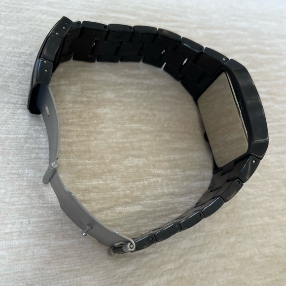 Guess Watch - Picture 3 of 4